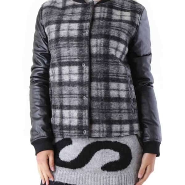 525 - 525  Women Blazer